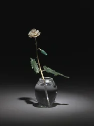 White Flower, firma Peter Carl Fabergé