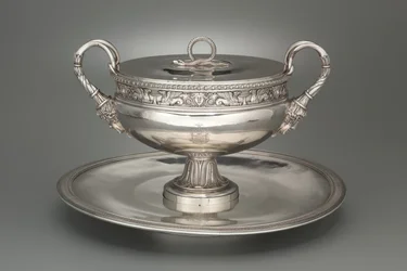 Krytý Tureen s podnosem, 1798-1809