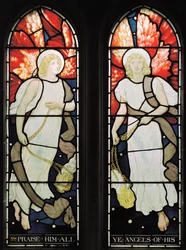 Sensing Angels, 1882 (barevné sklo)