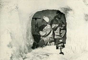 poručík Evans a Nelson řezání jeskyně pro chladírenské skladování, 12. ledna 1911, 1913