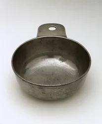 Porringer, c. 1770-1807 (cín)
