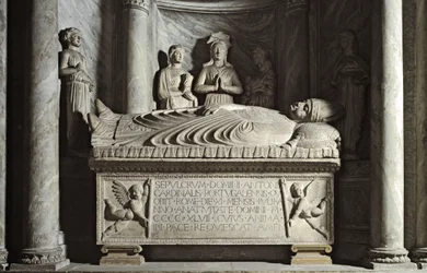 Sarkofág portugalského kardinála Antonia Martina de Chaveze realizovaný Isaia da Pisa