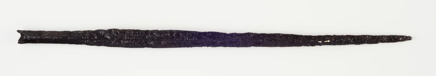Spearhead, cca 400-100 BCE (železo)