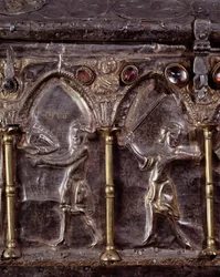 Archa Barbarossy s výjevy ze života sv. Jana Křtitele (dřevo, stříbrný list a kameny