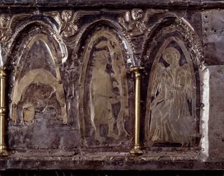 Archa Barbarossy s výjevy ze života sv. Jana Křtitele (dřevo, stříbrný list a kameny