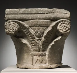 Kapitál, 700-800