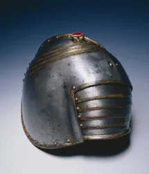 Pauldron pro pravé rameno (modrá ocel se zlacenými okraji)
