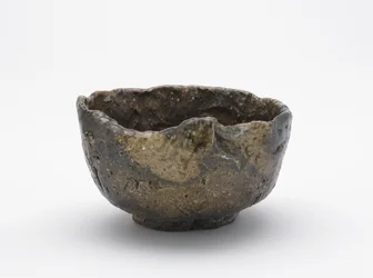 Servírovací mísa, Shigaraki, prefektura Shiga, období Edo, 18. nebo 19. století (keramika)