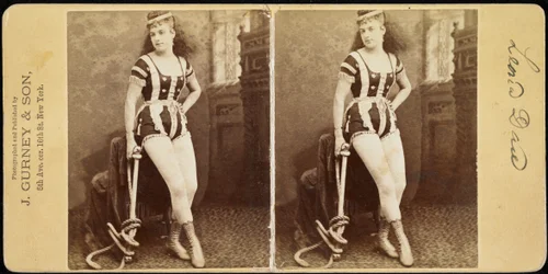 Leona Dare, 1869-74 (albumenový tisk)