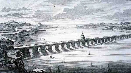 Velký čínský most mezi Focheu a Nantai, Čína, z knihy "Entwurf einer historischen Architektur", vyryl Johann Adam Delsenbach (1687-1765) 1721 (rytina)