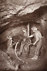 Rock-drill end, East Pool mine, ilustrace z 
