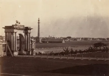 [Pohled na Chowringhee z Government House, Kalkata], 1858-61.