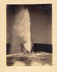 Old Faithful při erupci