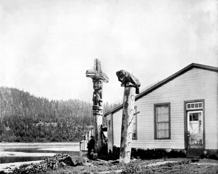 Totem Poles, Aljaška, USA, 1893.