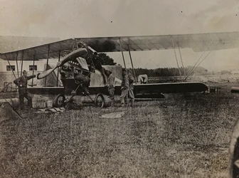 Album "Moje světová válka - vzpomínky na jihozápadní frontu v Korutanech, Itálie, Trentino-Alto Adige) 31.3.1915-12.11. 1918 - Josef Zohles Vídeň ": Rakouští vojáci s mi