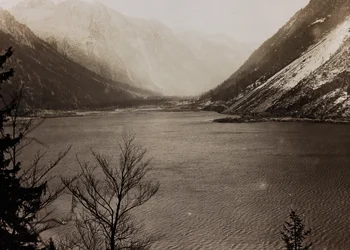 Album "Moje světová válka - vzpomínky na jihozápadní frontu v Korutanech, Itálie, Trentino-Alto Adige) 31.3.1915-12.11. 1918 - Vídeň Josefa Zohleho ": Tagliamento (černobílá fotografie)