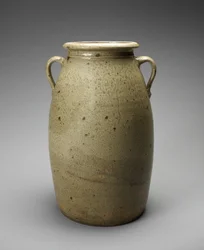 Churn, c. 1873-1900 (alkalická glazovaná kamenina)