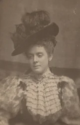 Žena