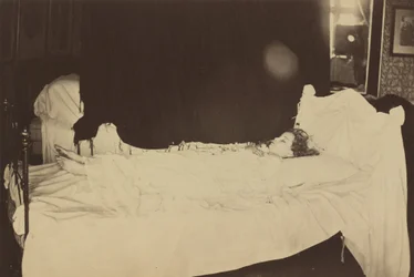 Studie Adeline Grace Clogstounové na smrtelné posteli, 1872 (foto)
