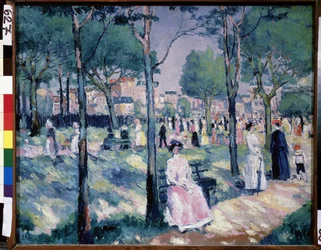 Na Boulevardu (Na Boulevardu). Letní scéna, v parku s městem v pozadí, se prochází mnoho rodin. Obraz Kazimira Severinoviče Maleviče (Malevich, Malevic) (1878-1935), olej na plátně