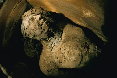 Egypt; archeologie; Stará říše; Sakkára; mumie; Nefer; hrobka, 5. dynastie