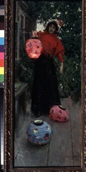 Čínské lucerny (Chinese Lanterns). Žena večer zapaluje a instaluje papírové lucerny (lampy) na verandu. Obraz Konstantina Alexejeviče Korovina (Constantin Korovin) (1861-1939), olej na plátně
