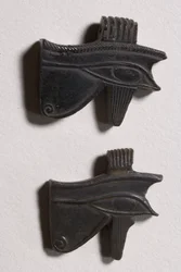 Dva wedjat oční amulety (obsidián)