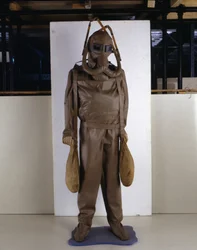 Model potápěčského přístroje zhotovený podle modelu navrženého Leonardem da Vincim (Leonardo da Vinci)