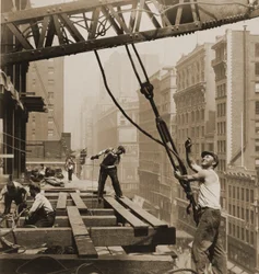 Stavební dělníci u Empire State Building, ca. 1930