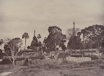 Rangún: Severní vchod do pagody Shwe Dagon