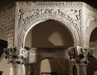 Lombardské umění, renesance Liutprand (Liutprandus) Král Langobardů: detail d
