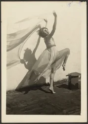 Florence tančící na střeše