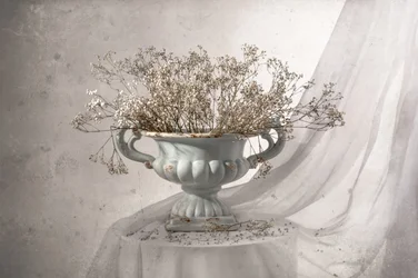 Květinové zátiší ve stylu shabby chic