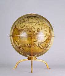 Zemský globus, jeden z dvojice známých jako globusy „Brixen“, kolem 1522 (pero a inkoust, akvarel a kvaš na dřevě)