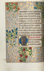 Kniha hodin Použití Rouen: fol. 18v, velká iniciála O s propracovaným okrajem, c. 1470.