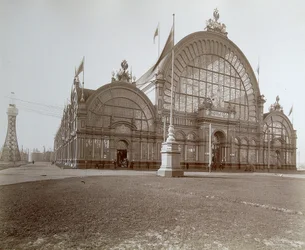Roh strojů, celoruská výstava, Nižnij Novgorod, Rusko, 1896.