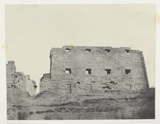 Palác Karnak, Velké pylony jihozápadu; Thebes