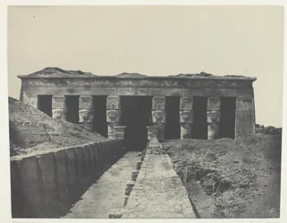 Celkový pohled, Velký chrám Dendera Teutyres, Horní Egypt, 184951, vytištěno 1852.