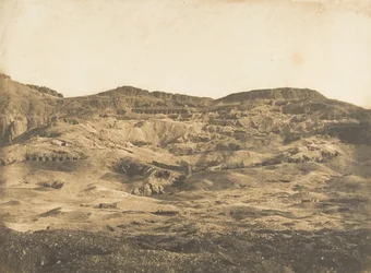 Celkový pohled na nekropole v Thébách Gournah, 1849-50.