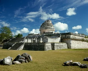 El Caracol, observatoř, 750-1200