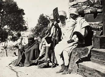 „Budování říše“ ve fašistickém věku: Meschinští domorodci, 9.5.1936 (černobílá fotografie)