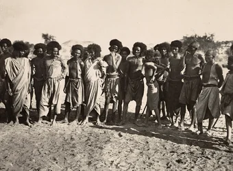 „Budování říše“ ve fašistickém věku: kmen Beni Amer, 09.05.1936 (černobílá fotografie)