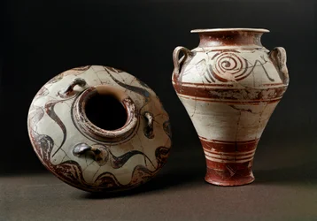 Mykénské umění: keramické vázy. 1400 př. n. l. Muzeum Agory, Athény, Řecko