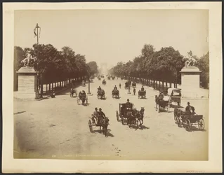 Paříž: Avenue des Champs-Elysées