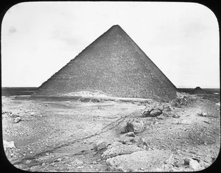 Velká Chufuova pyramida, Gíza, Egypt, kolem roku 1890