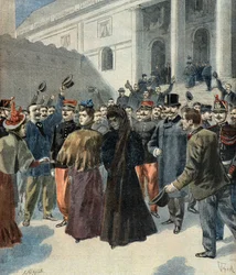 Vdova po plukovníku Hubertu Henrym opouští soudní budovu (Dreyfusova aféra)