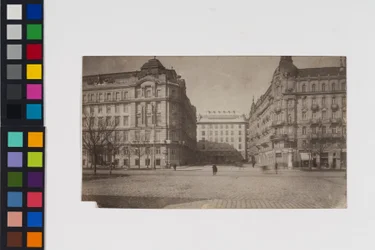 1. okres, Georg-Coch-Platz 2 - Úřad poštovní spořitelny - Pohled ze Stubenringu