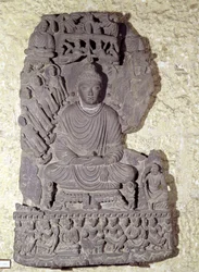 Sedící Buddha v meditaci, 1.-4