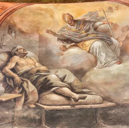 Fresky Paola de Matteis z roku 1714 na klenbě a na bubnu, zobrazující život světce, kaple San Cataldo v katedrále, Taranto, Itálie (foto)
