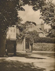 Sluneční světlo a stín na klikaté silnici v Highgate, kolem roku 1935